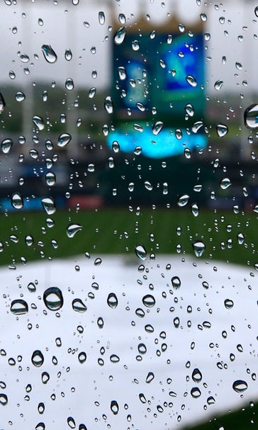 Royals-Red Sox game Monday rained out